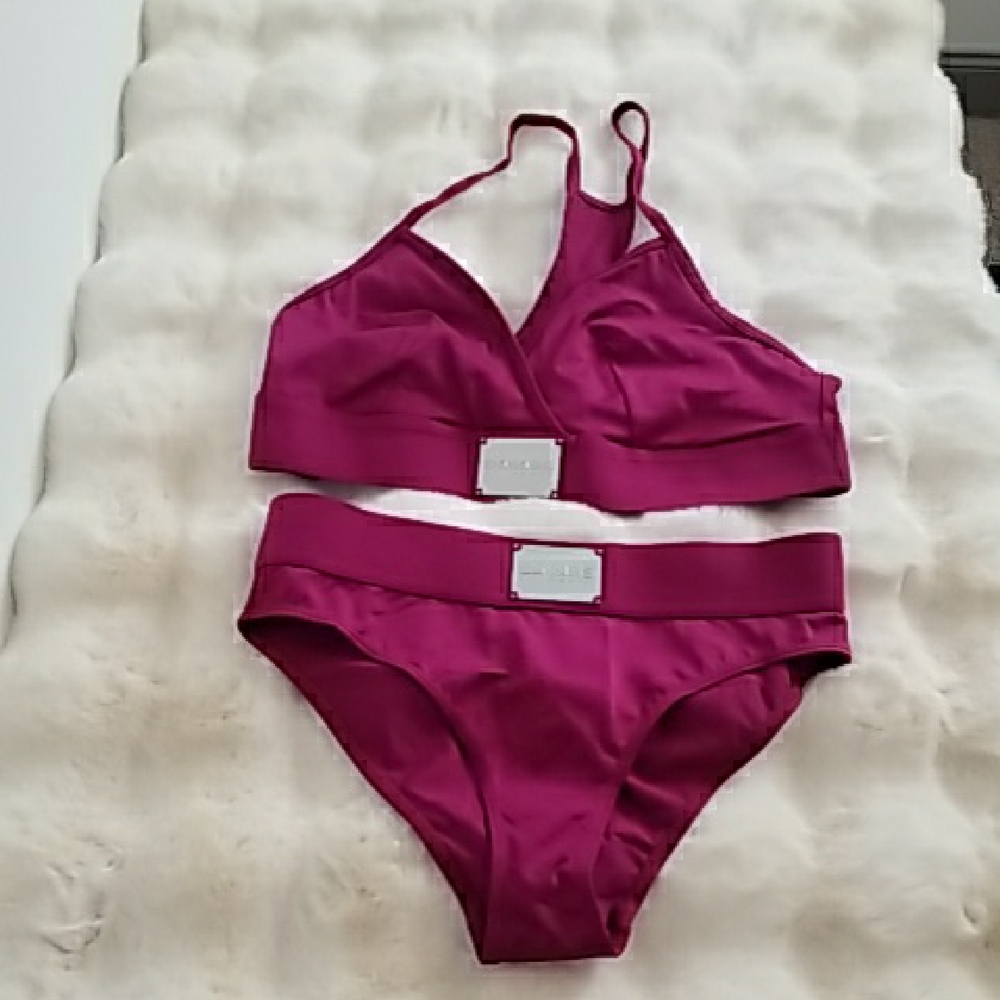 Savage X Fenty Magenta Sports Bra Set